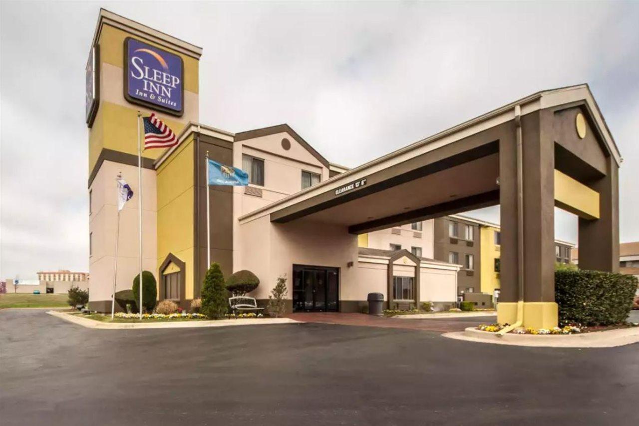 Sleep Inn And Suites Central / I-44 Tulsa Exterior photo